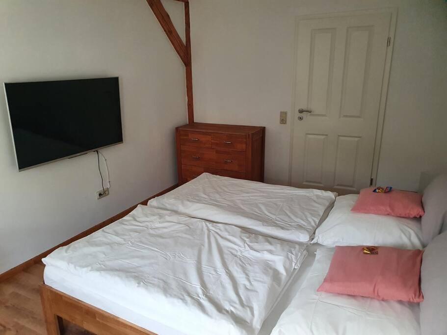 Kornhaus - Schoene Ferienwohnung Mit Pool, Kamin Und Terrasse Göttingen Exterior foto